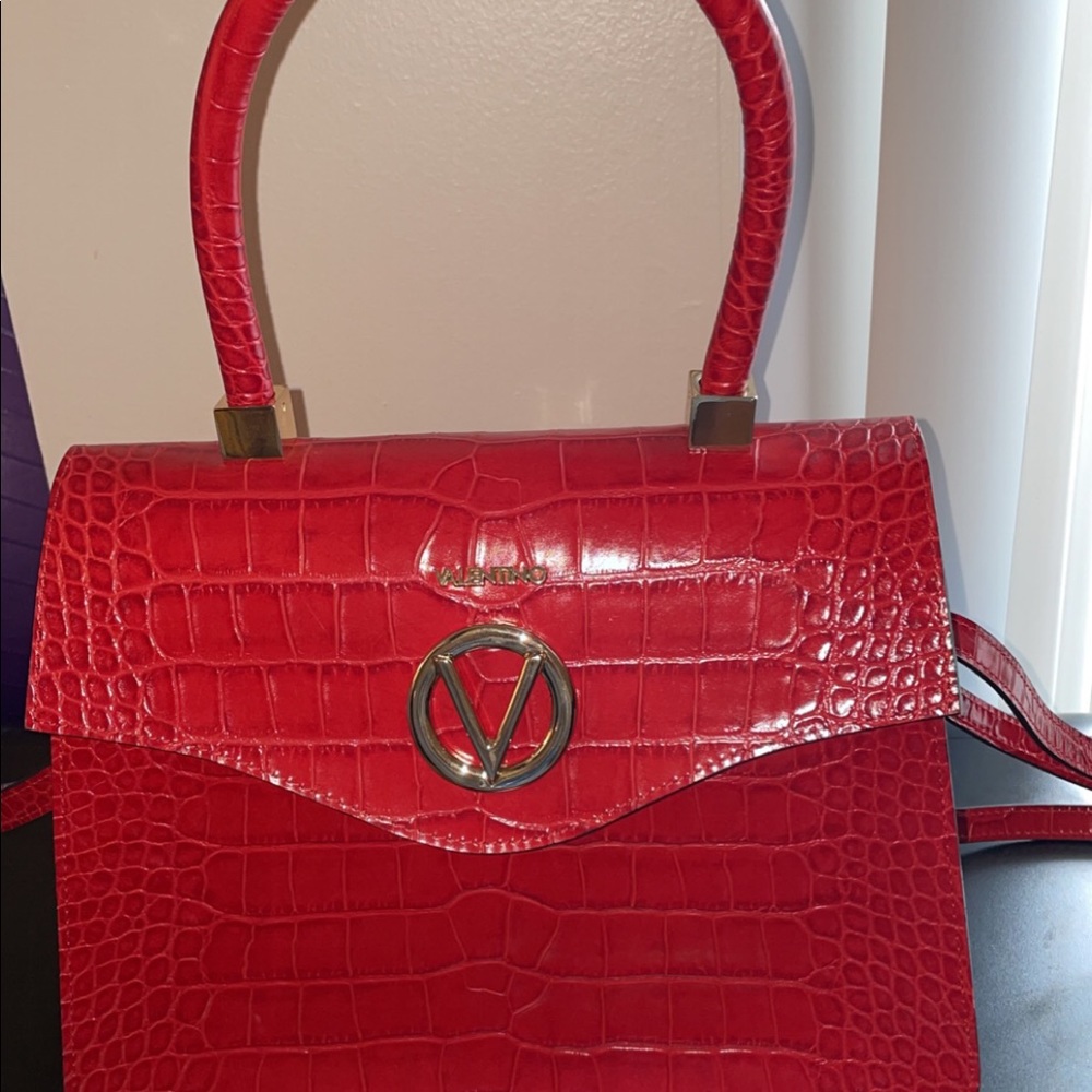 COPY - Valentino crossbody color red